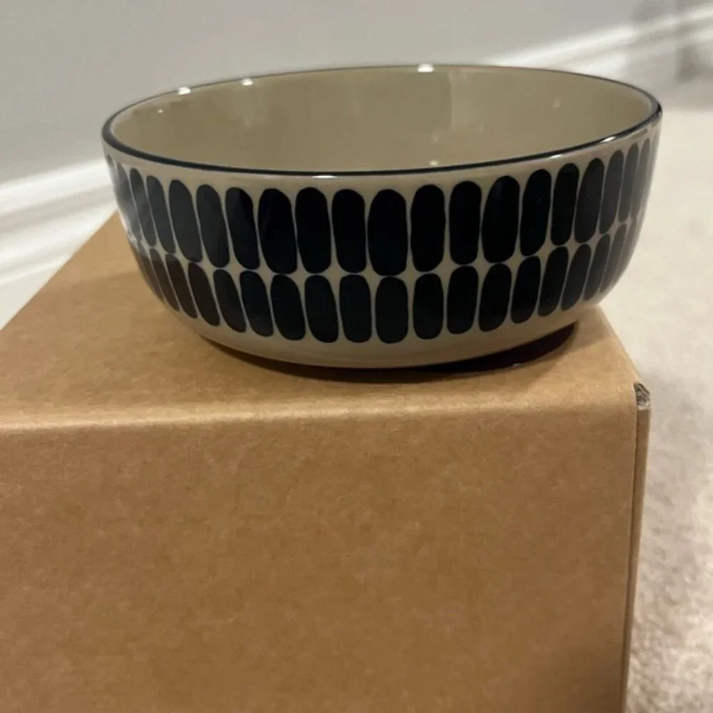 MARIMEKKO Bowl Brand New Home dinnerware Gift - Picture 2 of 4